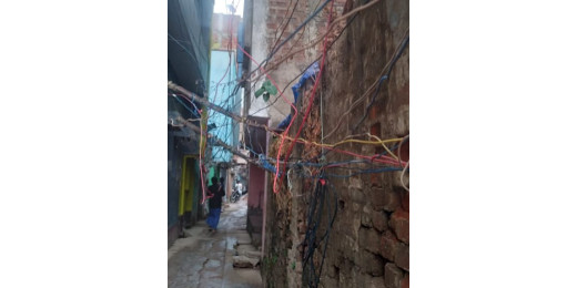 महादलित मोहल्ले में बिजली विभाग की लापरवाही बनी जानलेवा, दो लोग हो चुके हैं हादसे का शिकार